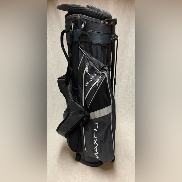 MAXFLI Other - MAXFLI Carry Golf Bag